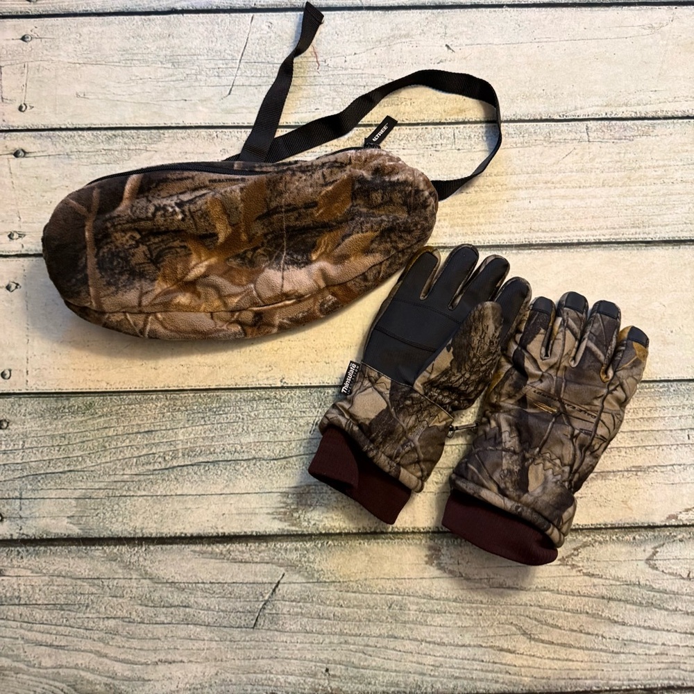 Realtree waist camo hand warmers and Dale Earnhardt Jr. camo gloves.